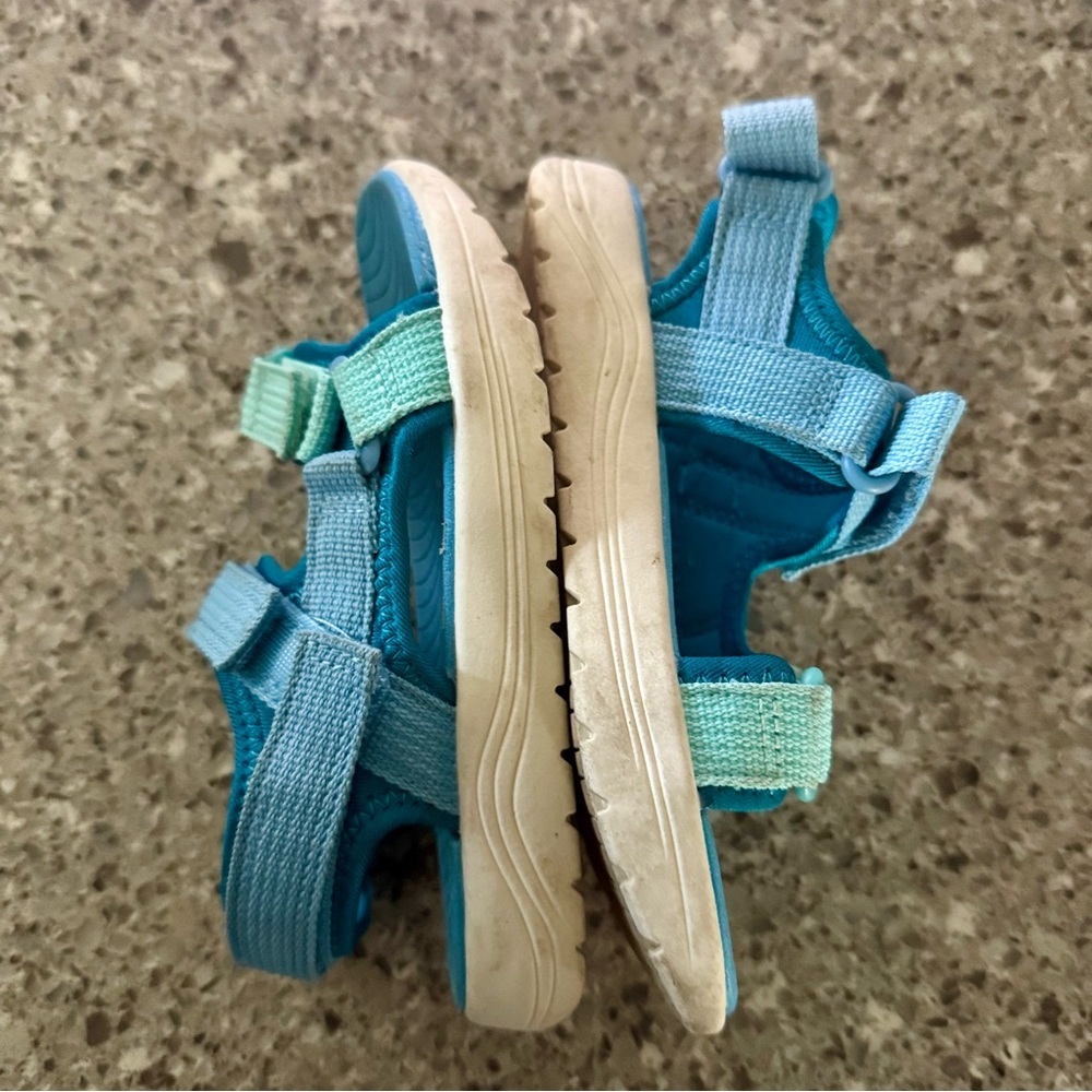 Kid's COLORBLOCK Blue Velcro Cat & Jack Sandals - Size 10C 🐾👡 - Picture 5 of 12